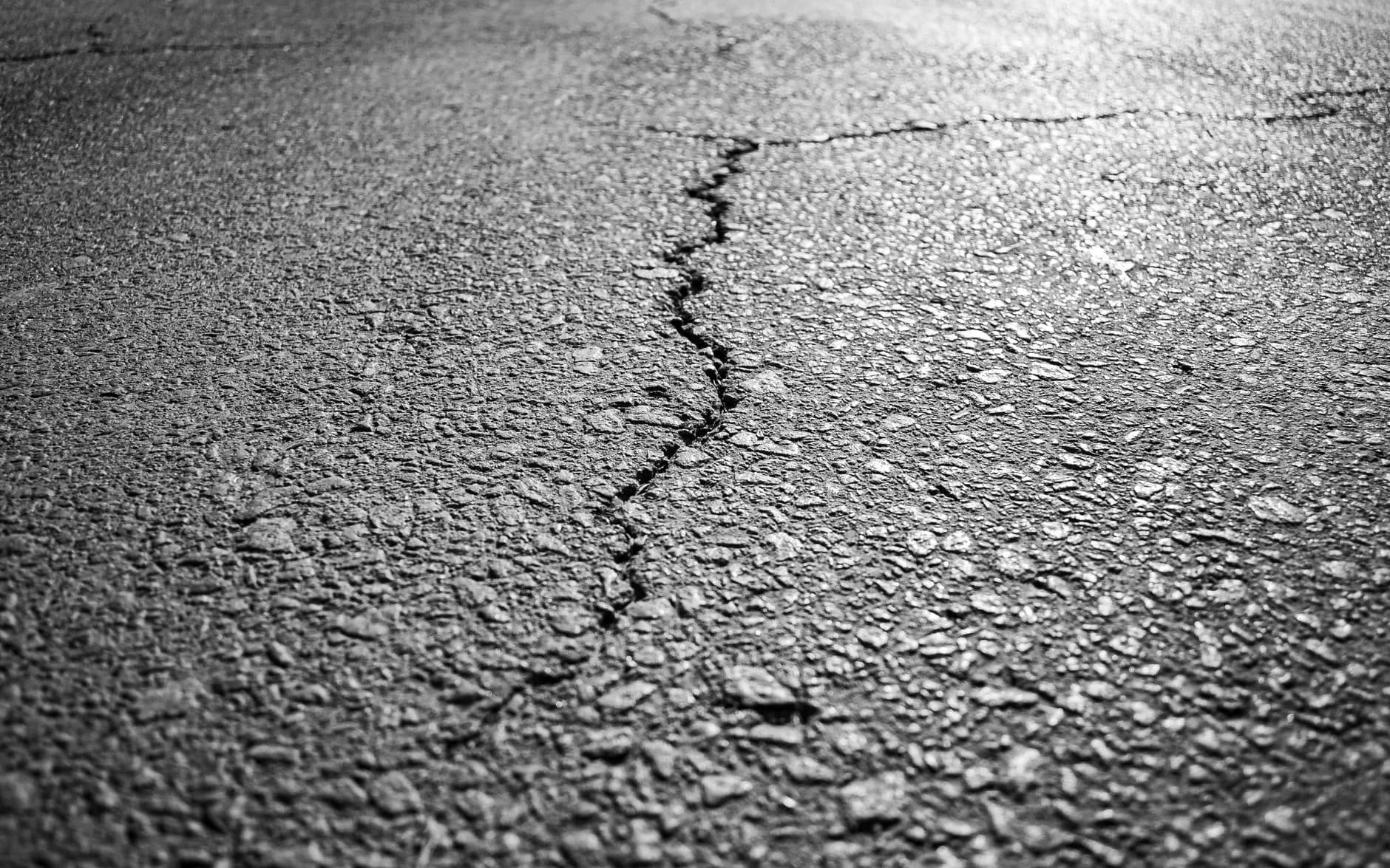 Cracking in an asphalt surface